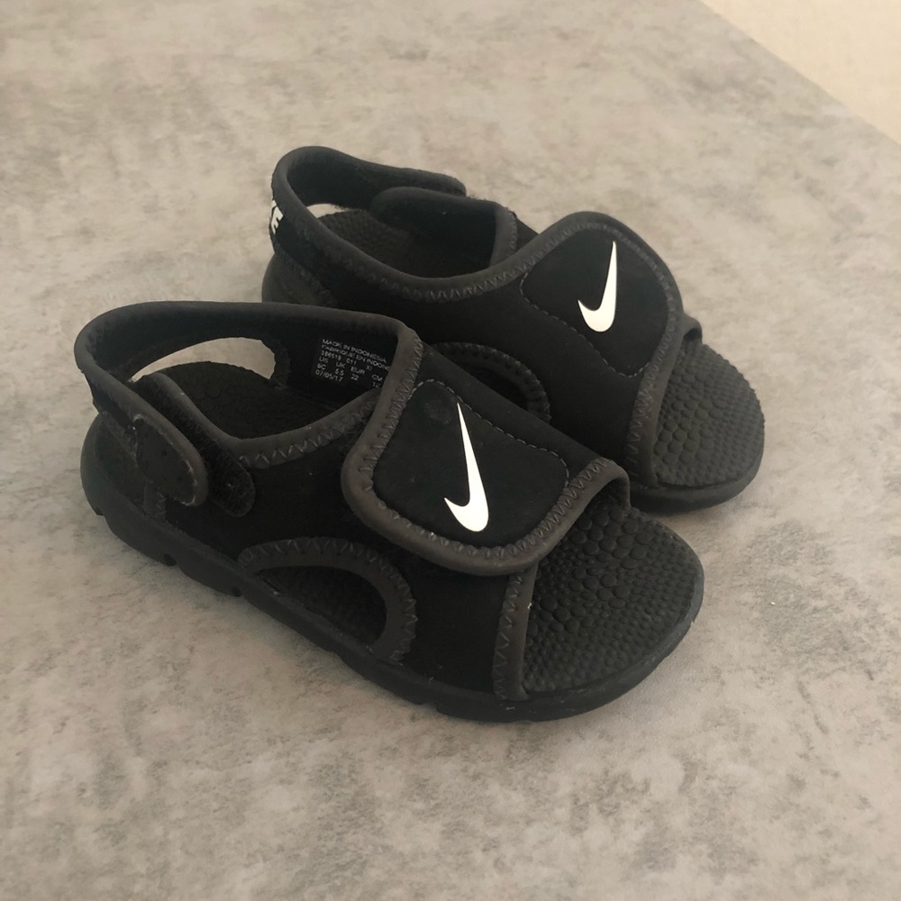 Nike Velcro Toddler Sandals